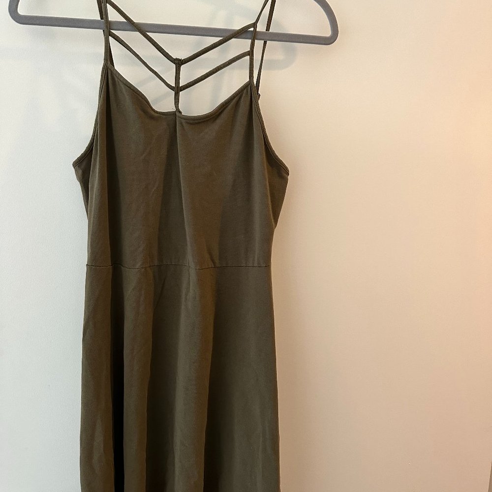 Olive Express Summer Dress with Neck Cutout